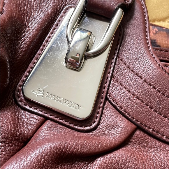 B Makowsky Brown Shoulder Bag with Double Handles and Magnetic Closures - Picture 2 of 8